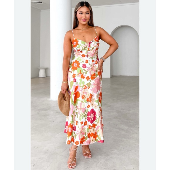 Hello Molly Dresses & Skirts - Hello Molly Intriguing Girl Dress